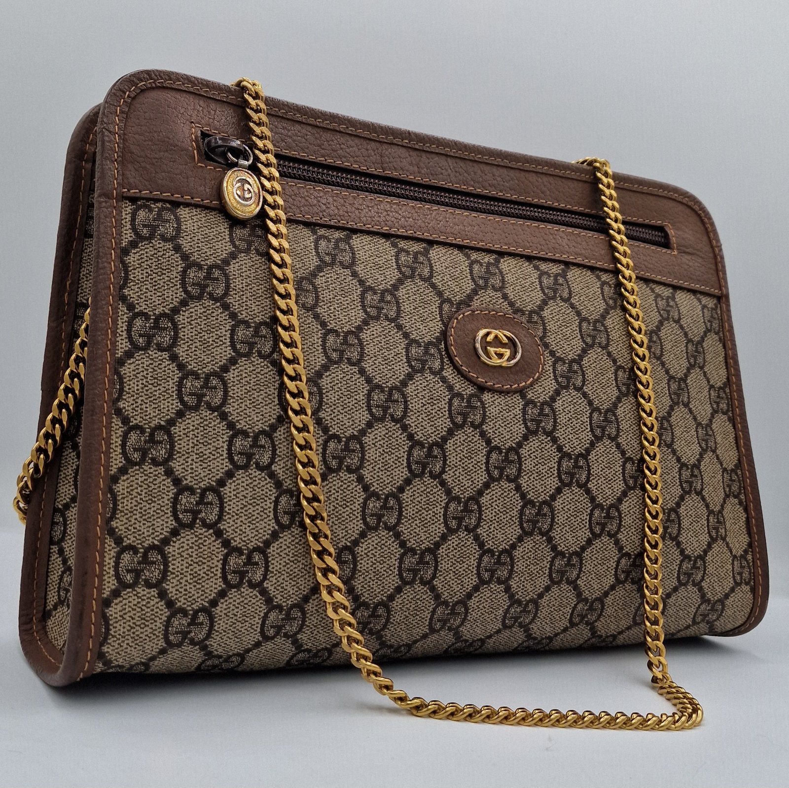 <b>GUCCI</b> <br>Wallet on Chain 