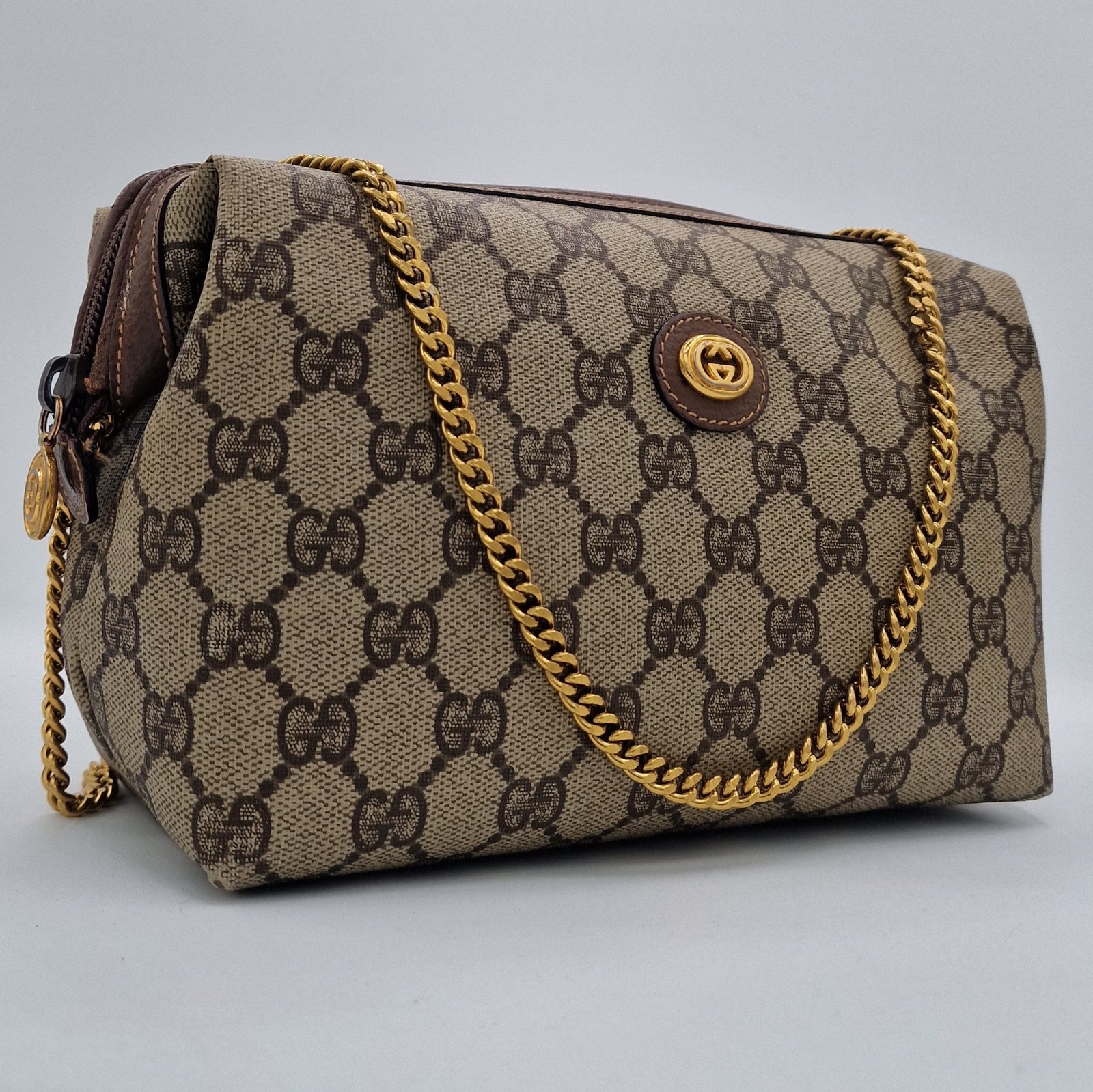 <b>GUCCI</b> <br>Wallet on Chain 